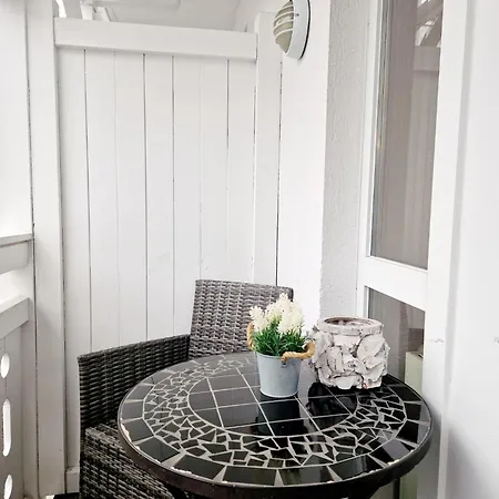 Charmante In Mit Balkon