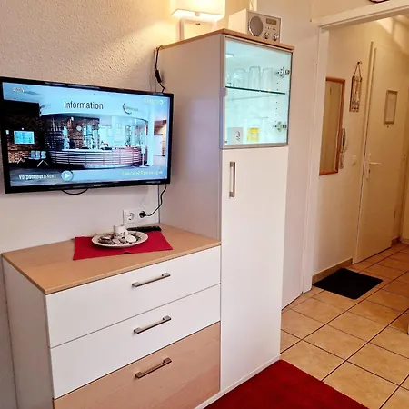 Charmante In Mit Balkon Sellin (Rugen)